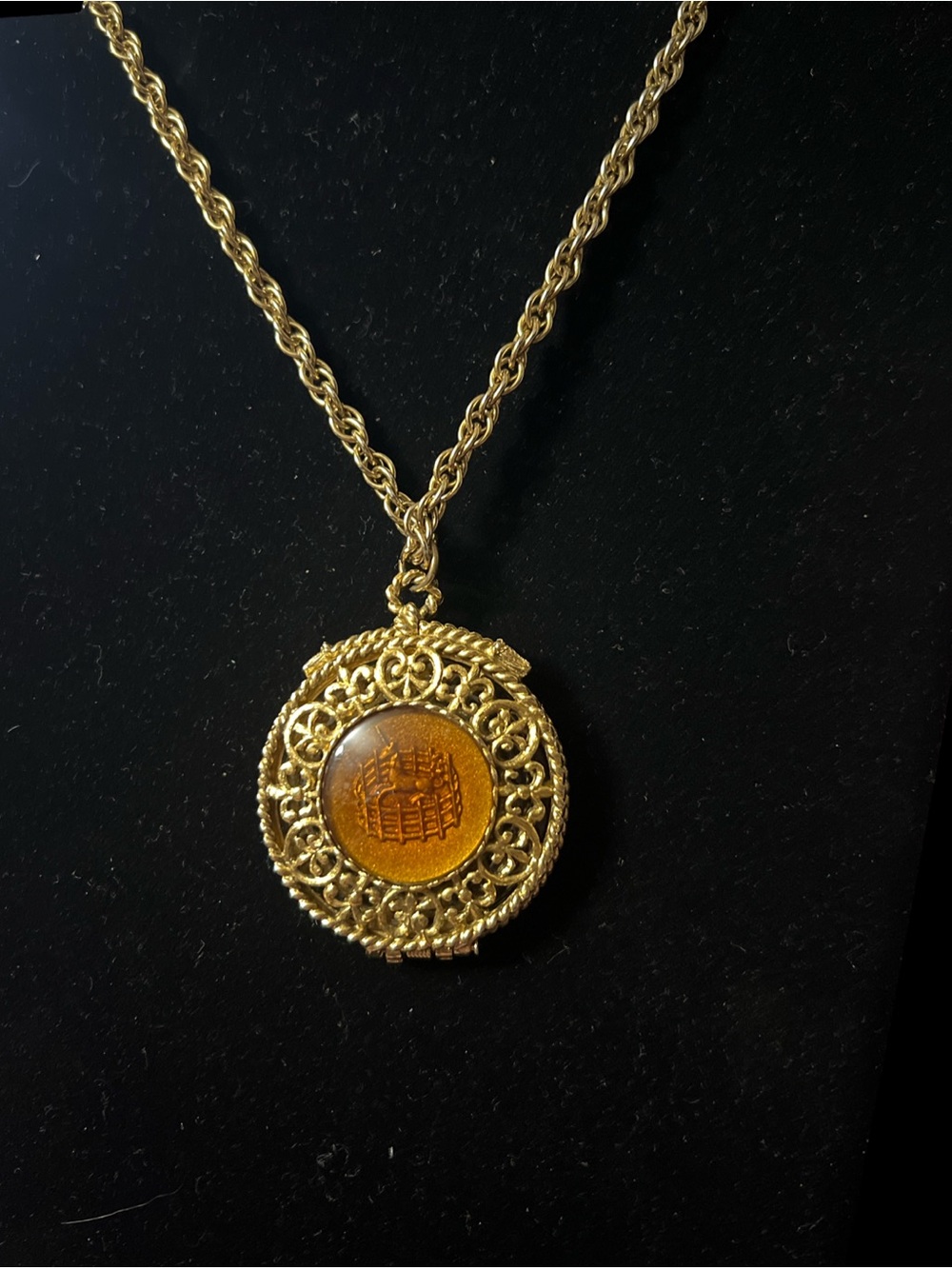 VINTAGE CORDAY UNICORN PERFUME LOCKET PENDANT GOLD TONE NECKLACE